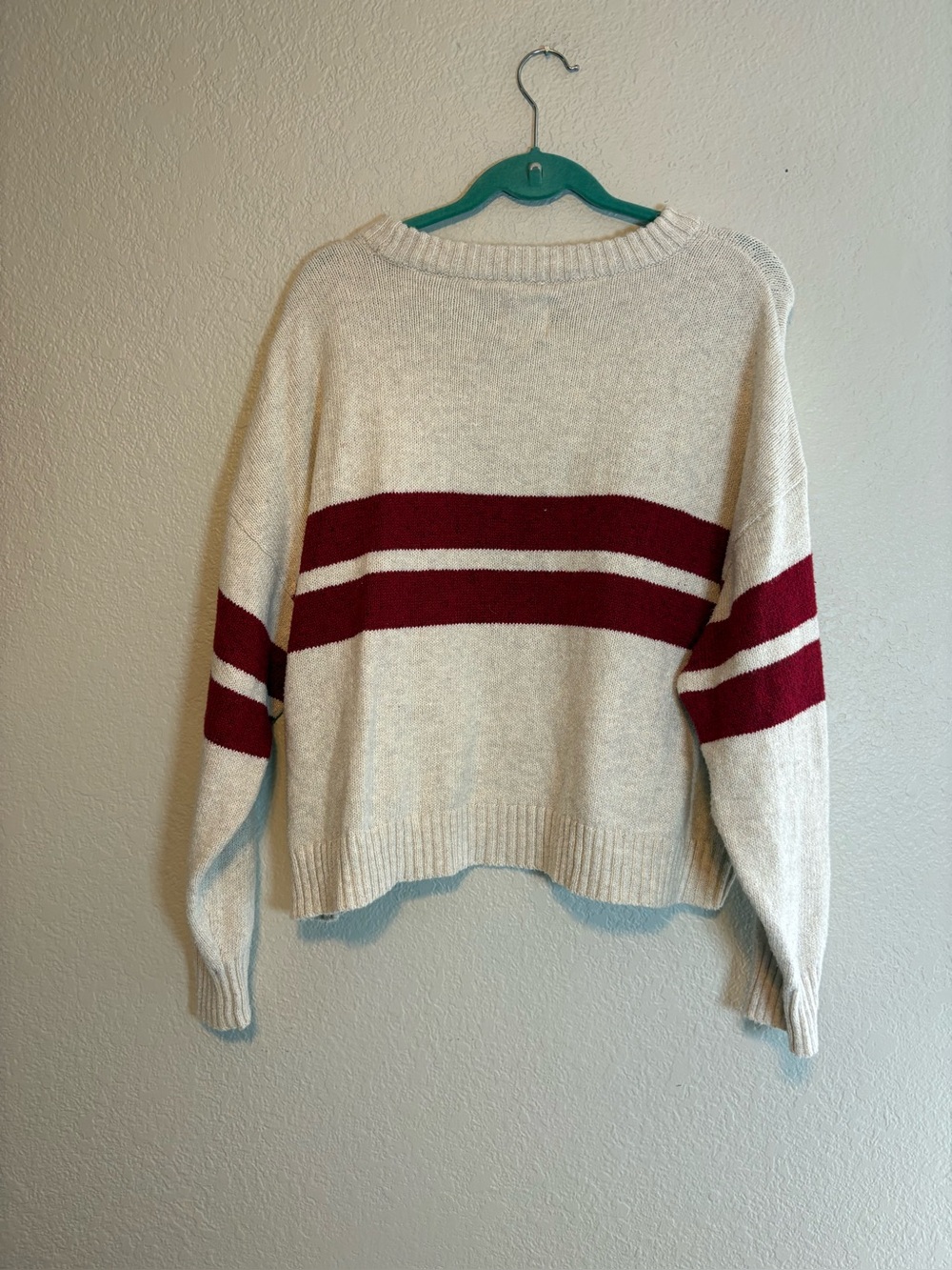 AE x Peanuts Snoopy Crew Neck
Sweater XL Holiday Christmas - Picture 4 of 13